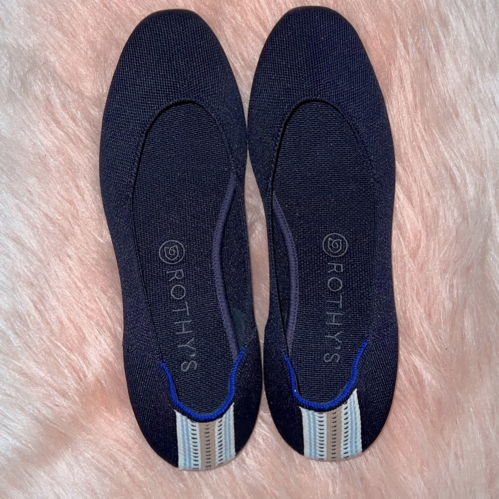Navy blue Rothy’s